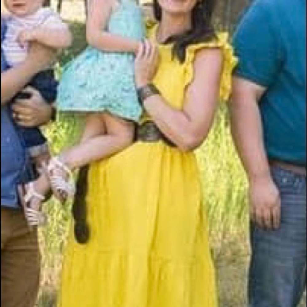 Universal Threads yellow dress Large